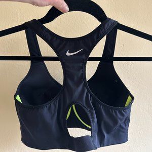 Nike 34 DD Sports Bra